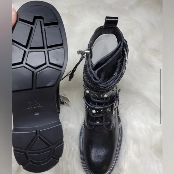 NWT, Zara Lace-up Moto Combat Boots, Size 6 - Picture 3 of 5